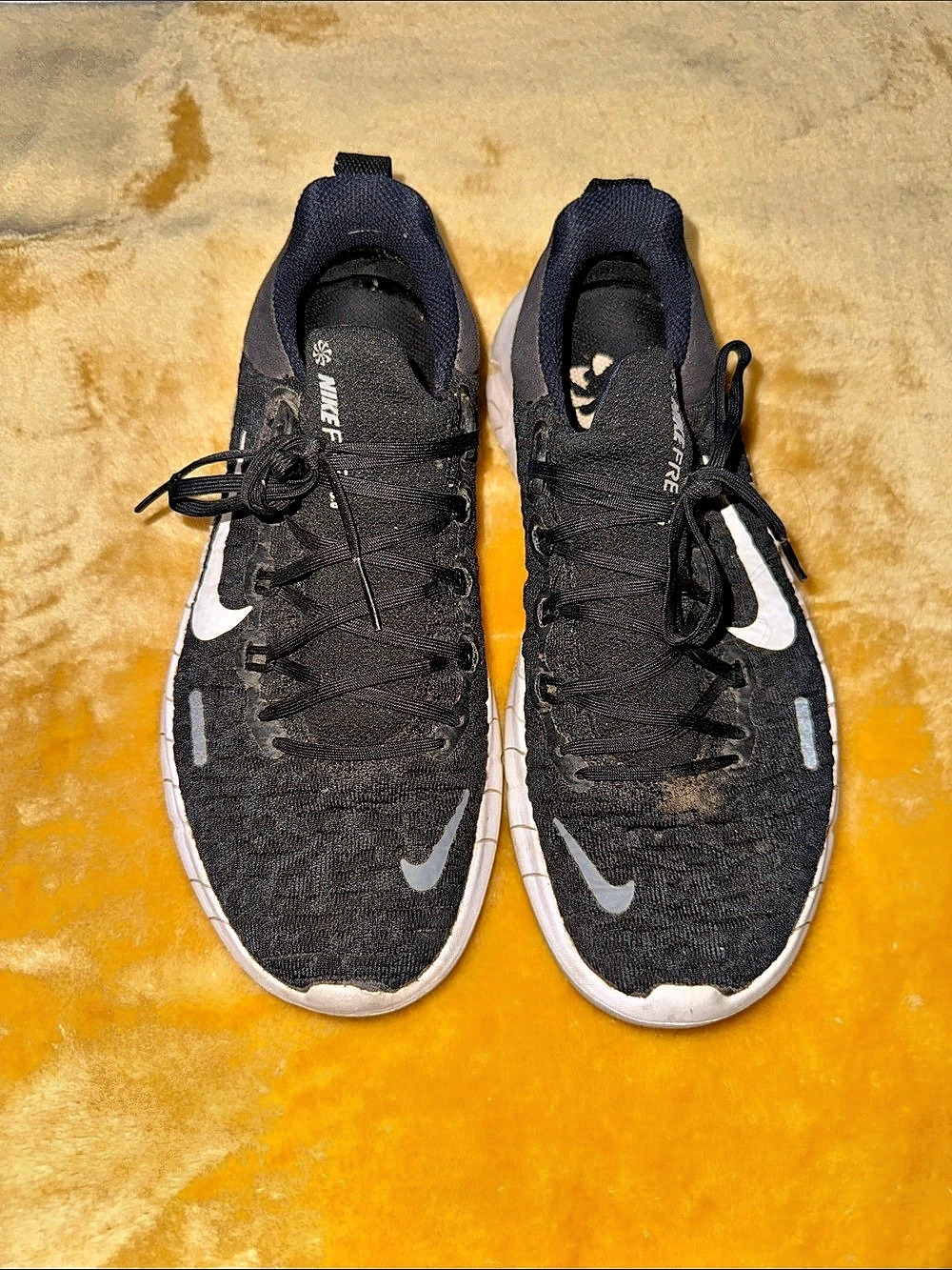 Nike Free RN Black & White Sneakers